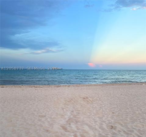 Carlyle Plaza, 7620 Carlyle Ave #502, Miami Beach, Florida 33141, image 3