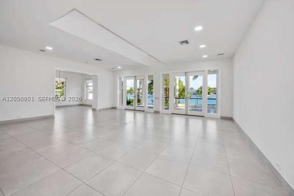 Mashta Island, 621 N Mashta Dr, Key Biscayne, Florida 33149, image 1