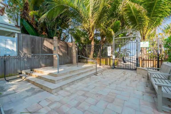 Hillsboro Shores, 3204 Robbins Rd, Pompano Beach, Florida 33062, image 1