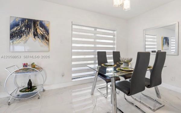 Scott Lake Manor, 941 NW 180th Ter, Miami Gardens, Florida 33169, image 1