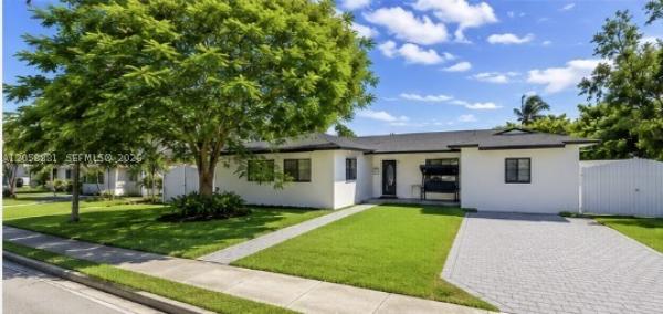 10364 Fairway Heights Blvd, Unincorporated Dade County, Florida 33157, image 3