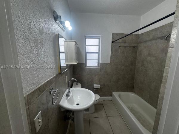 Oasis On The Beach, 8335 Crespi Blvd #2, Miami Beach, Florida 33141, image 2