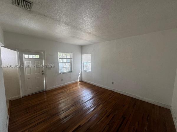 Oasis On The Beach, 8335 Crespi Blvd #2, Miami Beach, Florida 33141, image 3