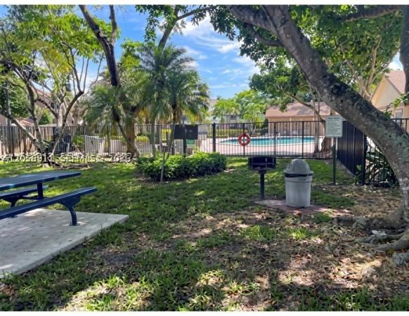 9814 Nob Hill Ct, Sunrise, Florida 33351, image 2