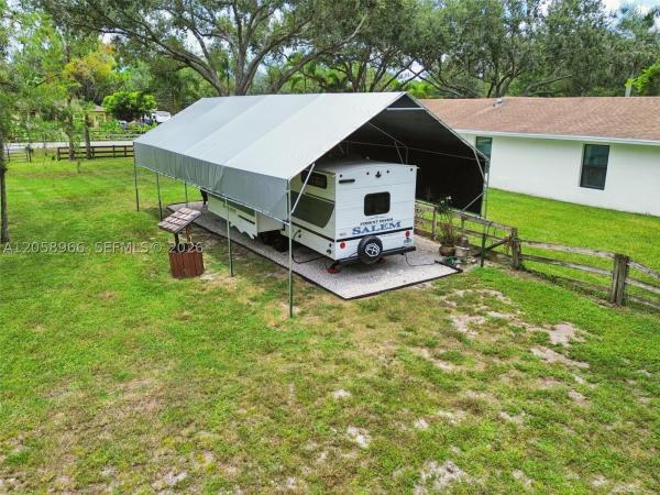 The Acreage, 16282 E Downers Dr, Loxahatchee, Florida 33470, image 2