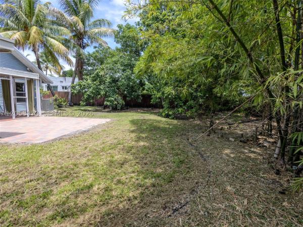 Griffing Biscayne Park Estates, 520 NE 129th St, North Miami, Florida 33161, image 2