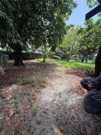 809 NW 108th St, Unincorporated Dade County, Florida 33168, image 1