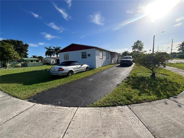 11370 SW 224th St, Unincorporated Dade County, Florida 33170, image 2