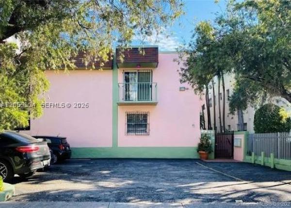 Michigan Townhouses, 937 Michigan Ave #1, Miami Beach, Florida 33139, image 2