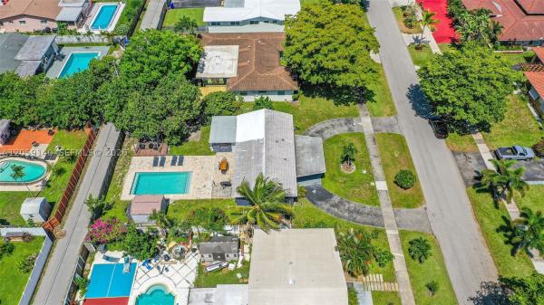 Hollywood Hills, 3338 Cleveland St, Hollywood, Florida 33021, image 1