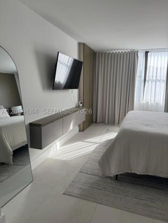 Brickell Bay Club, 2333 Brickell Ave #2512, Miami, Florida 33129, image 1