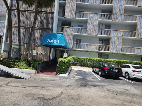 Ensenada, 3401 N Country Club Dr #117, Aventura, Florida 33180, image 2
