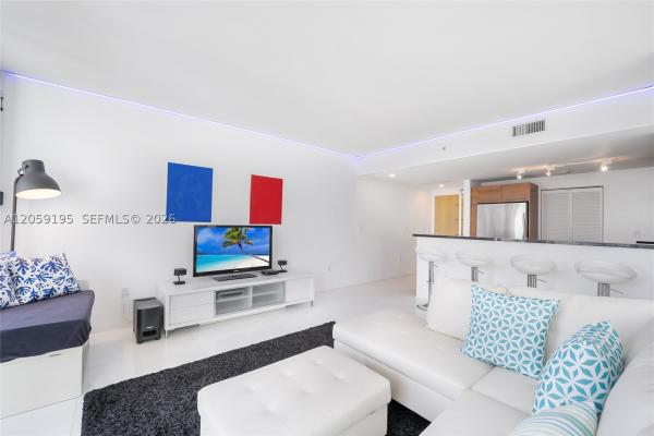 Vizcayne South, 253 NE 2nd St #3302, Miami, Florida 33132, image 2