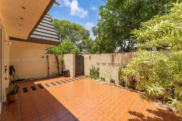 8749 SW 137th Ave, Unincorporated Dade County, Florida 33183, image 2