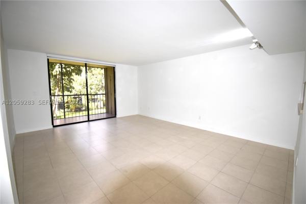 8625 NW 8th St #213, Unincorporated Dade County, Florida 33126, image 1