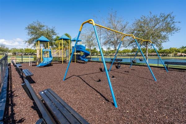 The Cove At Isles Of Bayshore, 22412 SW 89th Ave, Cutler Bay, Florida 33190, image 2