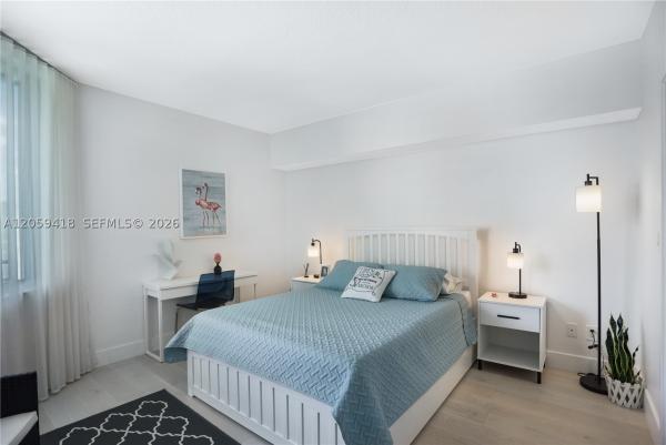 One Miami East, 335 S Biscayne Blvd #3808, Miami, Florida 33131, image 2