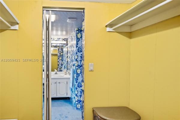 Bonavida, 20100 W Country Club Dr #1206, Aventura, Florida 33180, image 1
