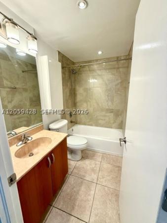 Treasures On The Bay, 7501 E Treasure Dr #5H, North Bay Village, Florida 33141, image 2