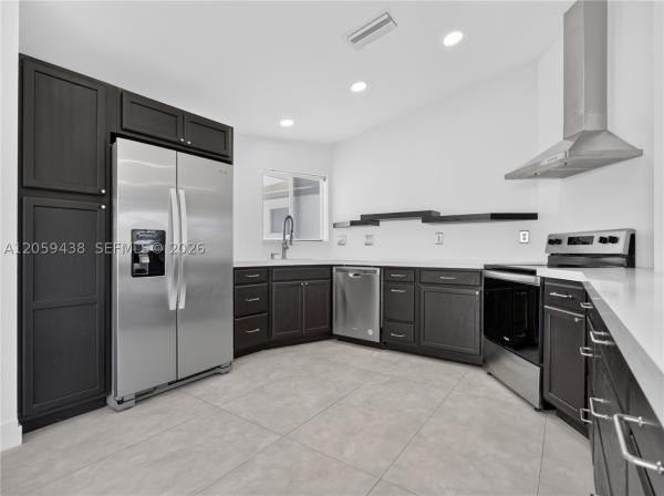 Lakeview Homes, 9428 NW 46th Ct, Sunrise, Florida 33351, image 2