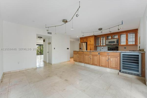 Eastern Shores, 3732 NE 166th St #115, North Miami Beach, Florida 33160, image 2