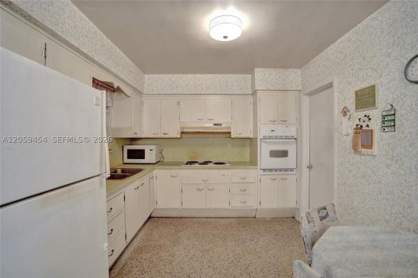Boulevard Park, 420 SW 71st Way, Pembroke Pines, Florida 33023, image 3
