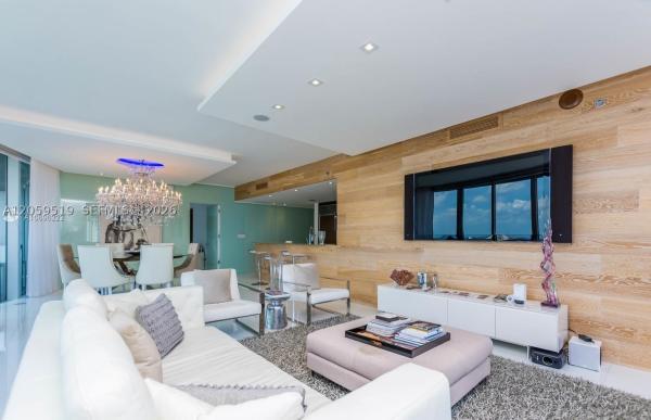 Icon Brickell Tower 1, 465 Brickell Ave #2301, Miami, Florida 33131, image 3