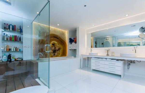 Icon Brickell Tower 1, 465 Brickell Ave #2301, Miami, Florida 33131, image 2