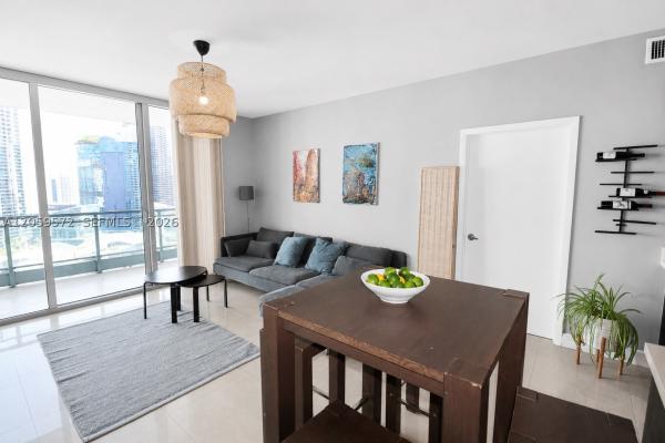 The Ivy At Riverfront, 90 SW 3rd St #3212, Miami, Florida 33130, image 3