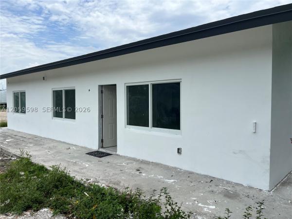 15430 SW 194th Ave #., Unincorporated Dade County, Florida 33187, image 2
