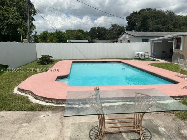 Fleetwood Manor, 6404 Grant Ct, Hollywood, Florida 33024, image 3
