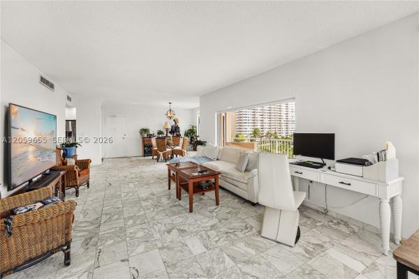 The Hemispheres, 1950 S Ocean Dr #5F, Hallandale Beach, Florida 33009, image 2