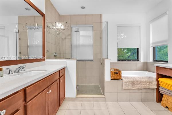 Bonterra, 3575 W 97th St, Hialeah, Florida 33018, image 1