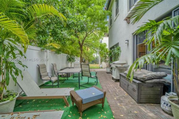 Bonterra, 3575 W 97th St, Hialeah, Florida 33018, image 3
