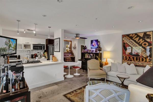 Balmoral, 350 Collins Ave #310, Miami Beach, Florida 33139, image 2