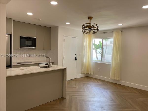 Moulin Rouge, 731 6th St #104-E, Miami Beach, Florida 33139, image 3