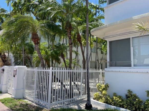 Moulin Rouge, 731 6th St #104-E, Miami Beach, Florida 33139, image 2