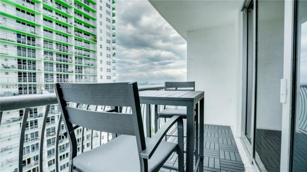 Opera Tower, 1750 N Bayshore Dr #2507, Miami, Florida 33132, image 2