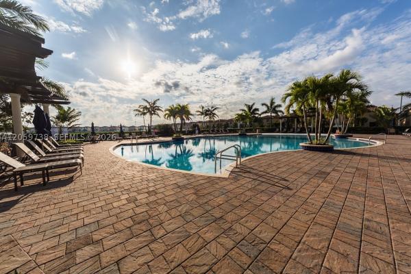 Aragon, 8845 W 35th Ave, Hialeah, Florida 33018, image 3