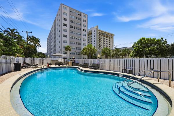 Horizon House, 2555 NE 11th St #510, Fort Lauderdale, Florida 33304, image 3