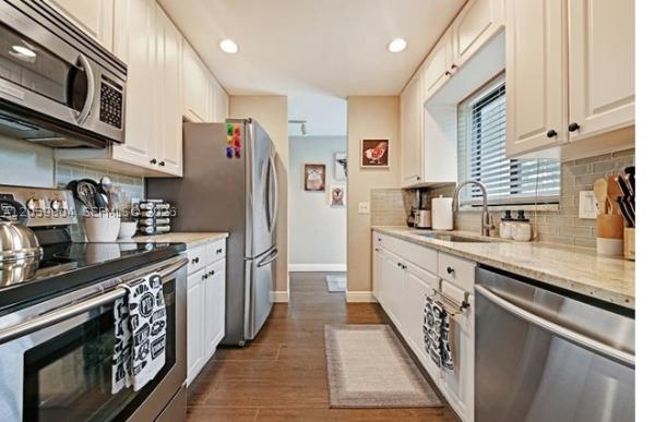 Belle Vue, 945 Sunset Rd #1, West Palm Beach, Florida 33401, image 2
