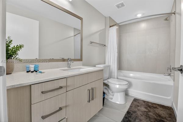 1110 NW 1st St #313, Miami, Florida 33128, image 1