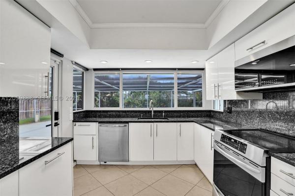 Plantation Park, 5281 SW 4th Ct, Plantation, Florida 33317, image 2