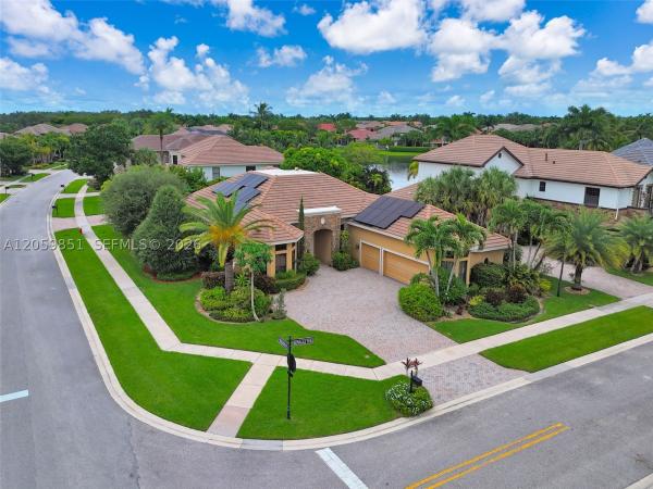 Versailles At Wellington, 3617 Royalle Ter, Wellington, Florida 33449, image 1