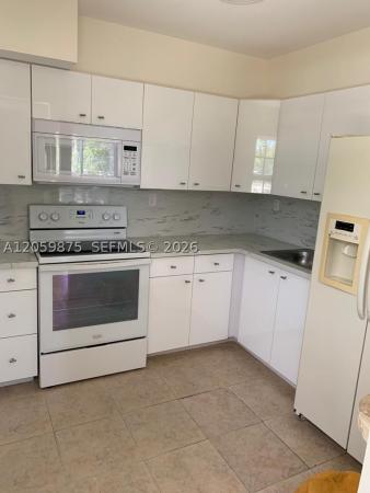 Colonial Court, 1471 NE 170th St #123A, North Miami Beach, Florida 33162, image 3