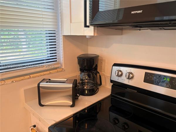 Delray Beach Heights, 929 SW 10th Ave, Delray Beach, Florida 33444, image 1