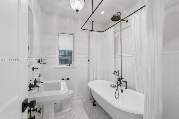 Hollywood Lakes, 110 N 16th Ave, Hollywood, Florida 33020, image 2