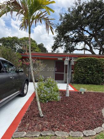 Driftwood Acres, 6717 Raleigh St, Hollywood, Florida 33024, image 2