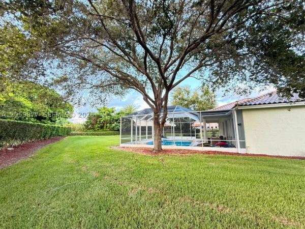 North Gate, 420 SE 23rd Ln, Homestead, Florida 33033, image 2