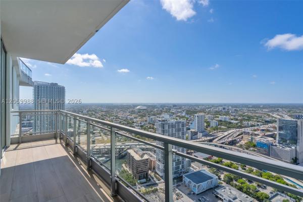 Mint At Riverfront, 92 SW 3rd St #5204, Miami, Florida 33130, image 1